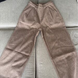 Classic Tailored Wide-Leg Trousers (L)